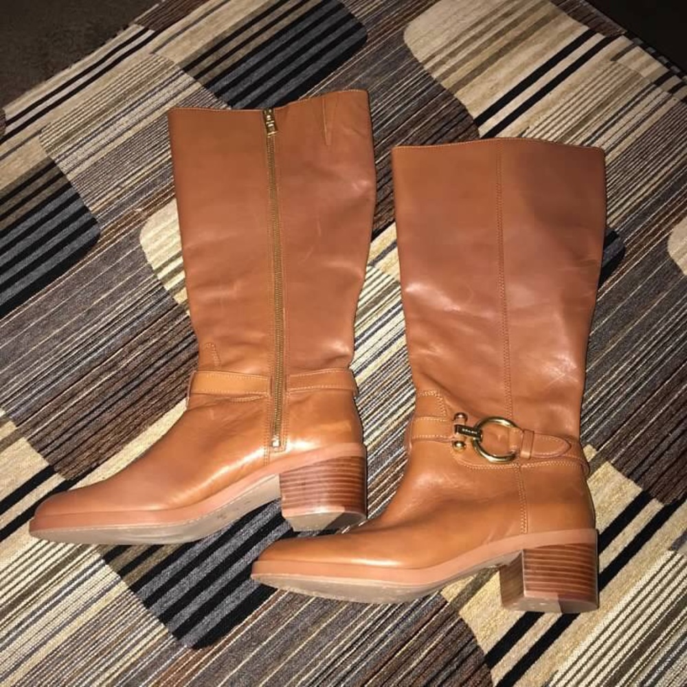 Coach Boots. Size 8.5. Extended size. (Wide Calf)